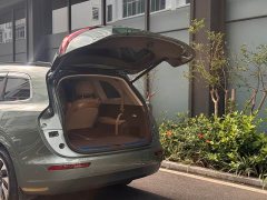 AITO Wenjie M7 1.5T Intelligent Driving AWD Max 6-Seater - фото 8