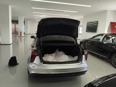 FAW Hongqi H5 PHEV 130 Super Hybrid Edition - photo 18