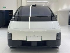 Li Auto MEGA Home Family Edition - ფოტო 2