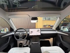 Tesla Model Y Long Range All-Wheel Drive - ფოტო 14