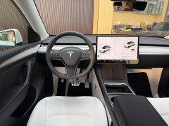 Tesla Model Y Long Range All-Wheel Drive - ფოტო 18