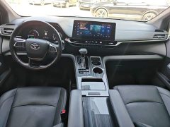 Toyota Sienna 2.5L Hybrid Premium Edition - photo 5