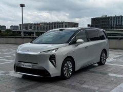 Buick Zhijing Shijia Luxury Edition - ფოტო 1