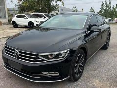 Volkswagen Magotan 330TSI DSG Advance - photo 1