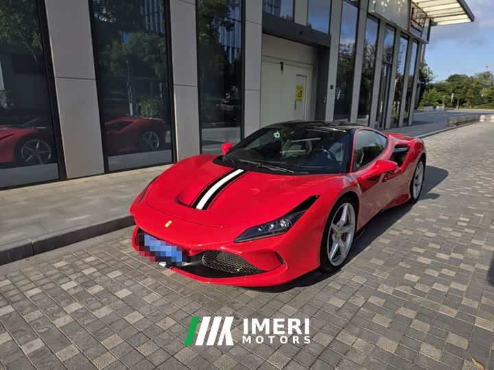 Ferrari F8 Tributo 3.9T V8