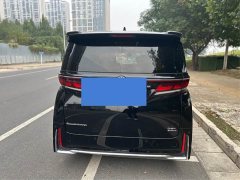 Toyota Vellfire Crown Hybrid 2.5L Executive Premier Edition - ფოტო 13