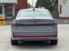 Volkswagen Passat Plug-in Hybrid ePro Flagship Edition - ფოტო 10