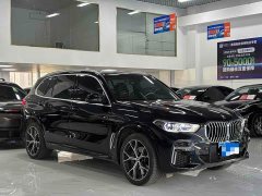 BMW X5 xDrive 30Li Luxury M Sport Package - ფოტო 3