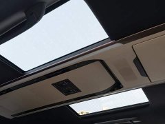 Toyota Alphard Hybrid 2.5L Premium Edition - фото 18