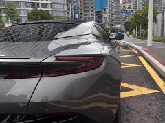 Aston Martin DB12 4.0T V8 Coupe - photo 4