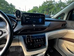 Buick GL8 Land Business Class Comfort Edition - фото 12