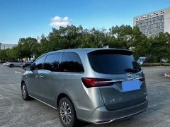 Buick GL8 Land Business Class Comfort Edition - фото 4