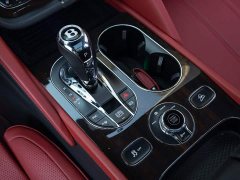 Bentley Bentayga 4.0T V8 Long Wheelbase - ფოტო 15