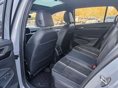 Volkswagen Golf 280TSI DSG R-Line - фото 5