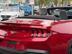 Ford Mustang 2.3T EcoBoost Convertible Sport - photo 5