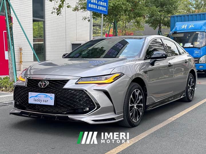 Toyota Avalon 2022 2.5L Luxury - car from China