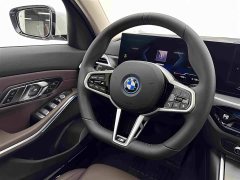 BMW i3 eDrive 35 L - photo 10