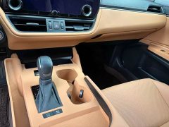 Lexus ES 300h Premium Edition - ფოტო 4