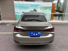 Lexus ES 300h Premium Edition - ფოტო 9