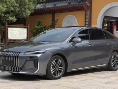 SAIC Roewe M7 DMH 160km Comfort Edition - ფოტო 1
