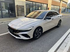Hyundai Elantra 1.5L CVT Luxury - ფოტო 3