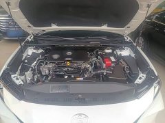 Toyota Camry 2.0GVP Luxury Edition - photo 19