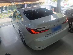 Toyota Camry 2.0GVP Luxury Edition - photo 4