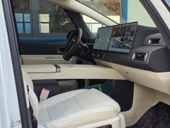Li Auto MEGA Ultra Smart Refresh Edition - ფოტო 12