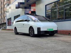 Li Auto MEGA Ultra Smart Refresh Edition - ფოტო 2