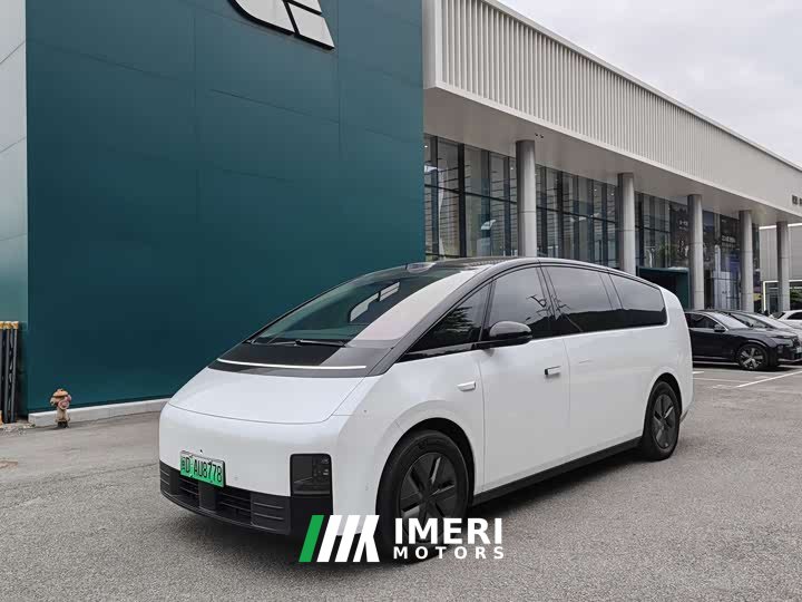 Li Auto MEGA Home Family Edition - ავტომობილი ჩინეთიდან