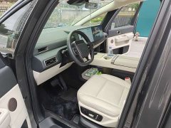 Li Auto MEGA Home Family Edition - ფოტო 12