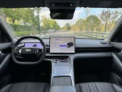 Geely Galaxy E5 440km Explorer Edition - ფოტო 15
