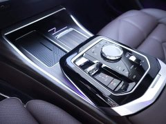 BMW 7 Series 740Li Premier M Sport Package - фото 12