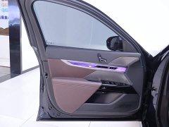 BMW 7 Series 740Li Premier M Sport Package - фото 18