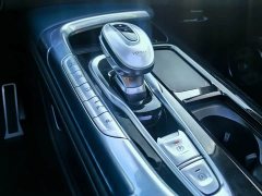 Voyah Lantu FREE Four-Wheel Drive Ultra-Long Range Extended-Range Version - ფოტო 8