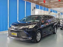 Toyota Sienna 2.5L Hybrid Comfort Edition - photo 1