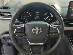 Toyota Sienna 2.5L Hybrid Comfort Edition - photo 14