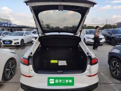 Volkswagen Lingdu L 280TSI DSG Dazzling Red Edition - ფოტო 18