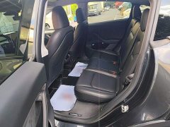 Tesla Model Y Rear-Wheel Drive - ფოტო 16