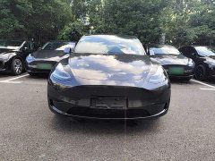 Tesla Model Y Rear-Wheel Drive - ფოტო 2