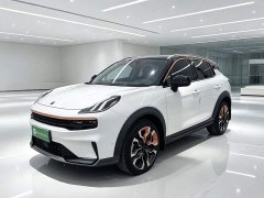 Lynk & Co 06 1.5T Halo Edition - photo 1
