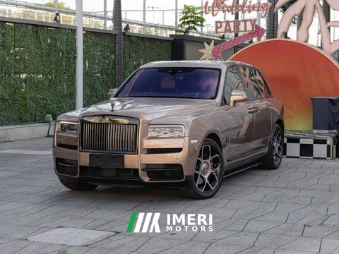 2022 Rolls-Royce Cullinan Black Badge - автомобиль из Китая