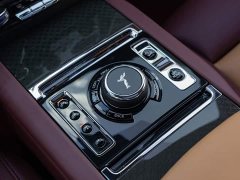 Rolls-Royce Cullinan Black Badge - ფოტო 17
