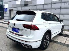 Volkswagen Tiguan L 330TSI Automatic FWD R-Line Comfort Edition - photo 4