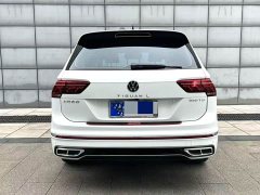Volkswagen Tiguan L 330TSI Automatic FWD R-Line Comfort Edition - photo 6
