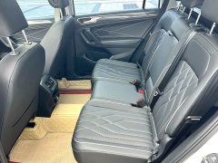 Volkswagen Tiguan L 330TSI Automatic FWD R-Line Comfort Edition - photo 8