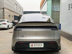 Tesla Model Y L Long Range All-Wheel Drive - ფოტო 11