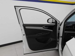Volkswagen Jetta VS5 Fifth Anniversary Edition - photo 7