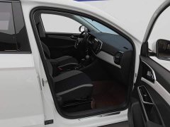 Volkswagen Jetta VS5 Fifth Anniversary Edition - photo 8