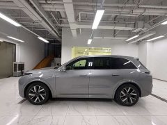 Li Auto L8 Pro - ფოტო 3